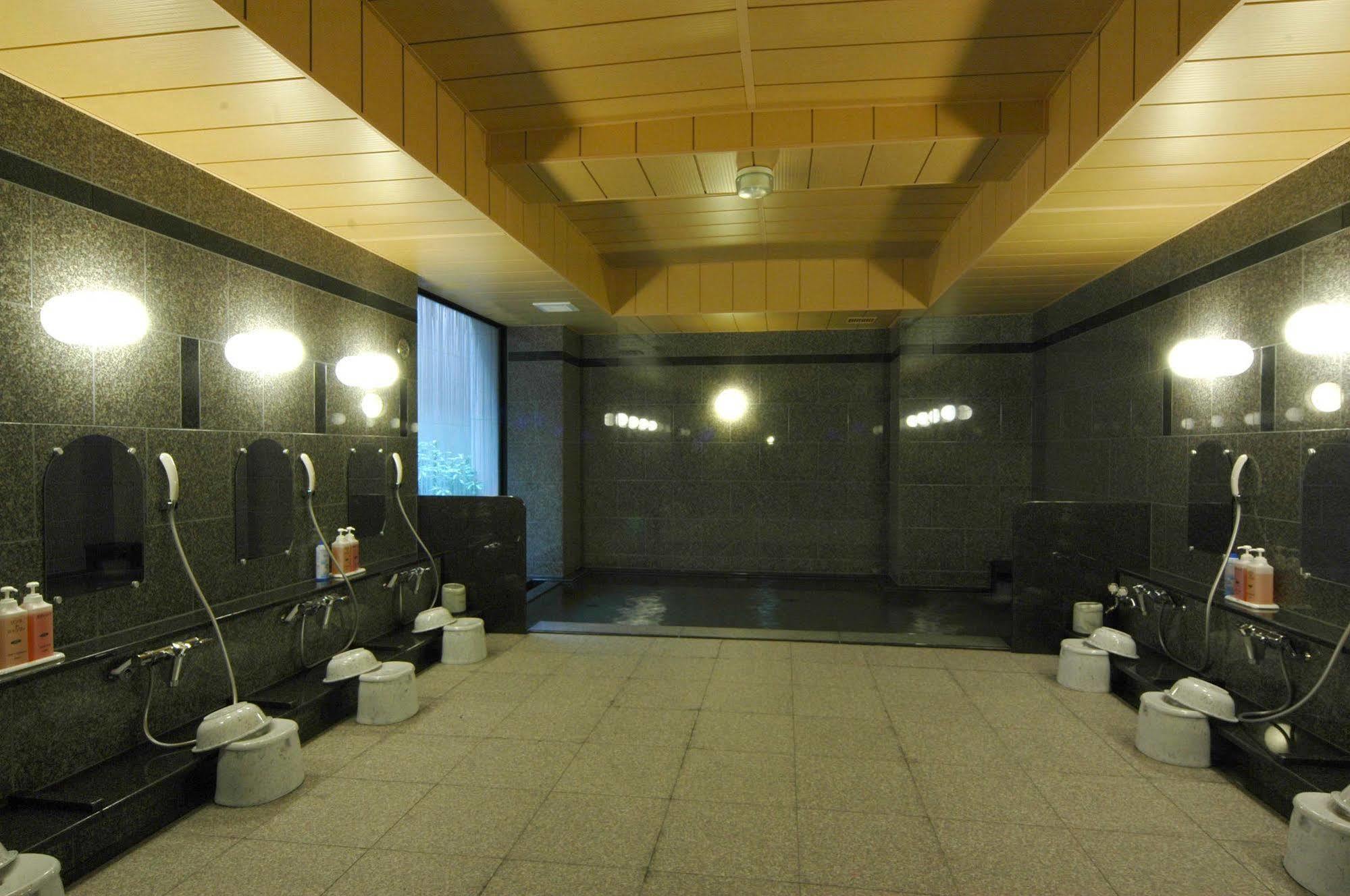 Route-inn Ekimae Hotel